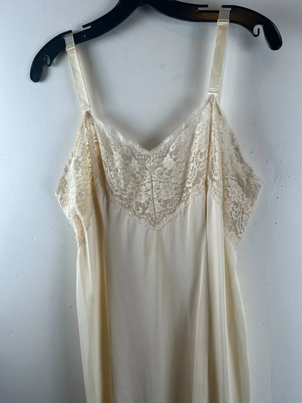 Vintage Cream Color Wonder Maid Non-Cling Full Slip Size 40 - Picture 2 of 6